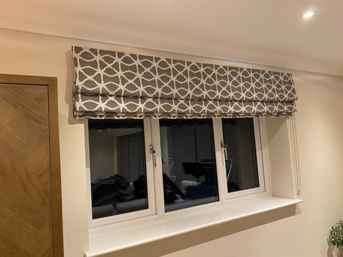 Roman blind custom - made, grey