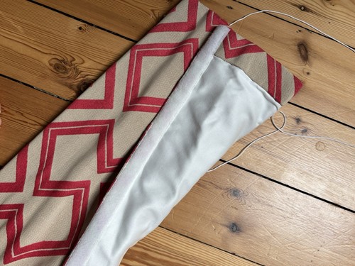 Roman blind quality red beige - quality,